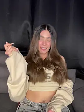 XXX chat uživo modela Lottus_fire