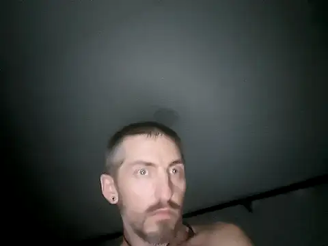 Bi_curious86 Obrolan Langsung XXX