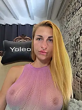 Živý XXX chat kylie_blck