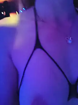 redslovestofuck Chat XXX in diretta