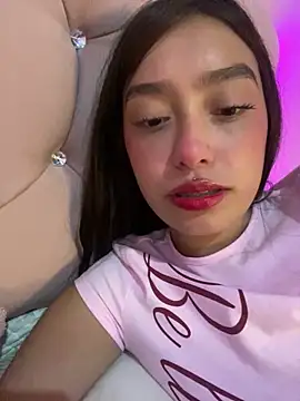 Miakittyyyn Live XXX chat