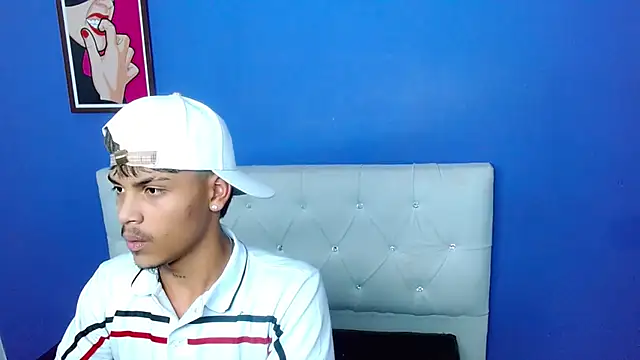 XXX chat uživo modela Angel_foxc13