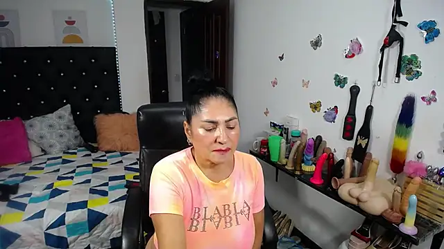 mature_bigboobs10's Live XXX Chat