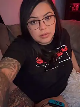drizzypeach602 Adlı Modelin Canlı XXX Sohbeti