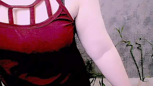 Djullia Adlı Modelin Canlı XXX Sohbeti