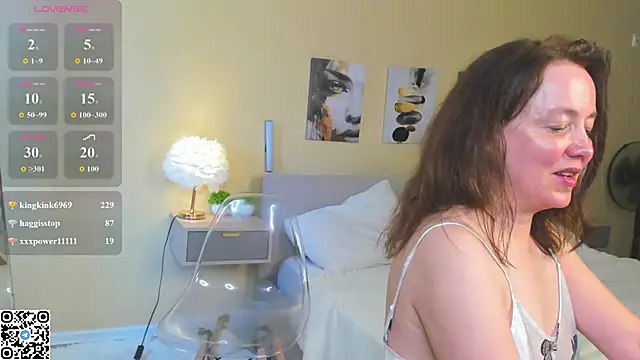 Kira_Adler 即時 XXX 聊天