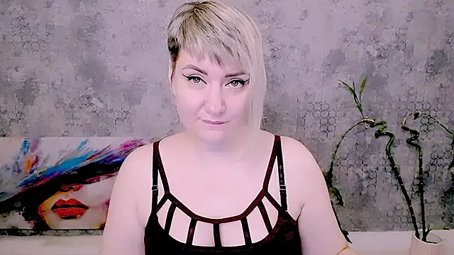 Chatroom XXX en direct de Djullia