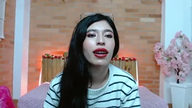 adriscute's Live XXX Chat