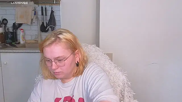 soft_focus Live XXX Chat