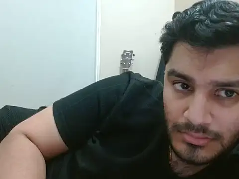 robintoit's Live XXX Chat