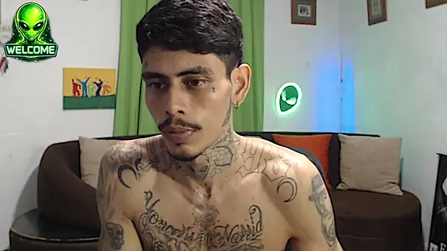 alpha_zom: απευθείας συνομιλία ΧΧΧ