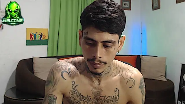 alpha_zom élő XXX-chatje