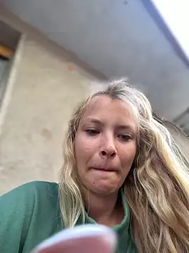 AnastasiaAniess – Naživo XXX chat