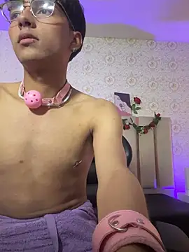 Živý XXX chat osamu_tay
