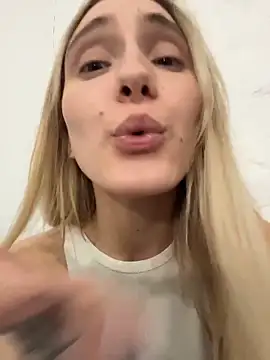 Онлайн чат XXX Pink_Kiss