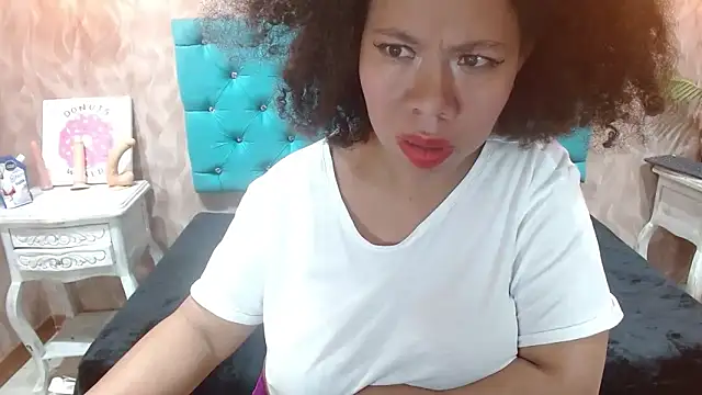 KeniaLovex live XXX chat