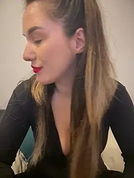 HotXMom_のライブXXXチャット