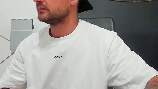 JamesMyerss live XXX chat