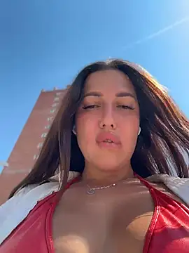 AleksandraRich Chat XXX in diretta