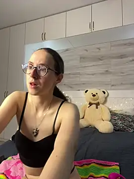 Онлайн чат XXX MartiniiSelenna