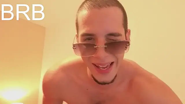 isaacblaze_: απευθείας συνομιλία ΧΧΧ