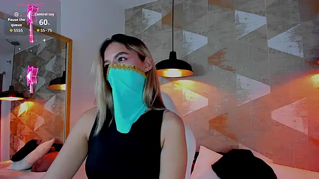 Pokazy przed kamerką – Alanaa_Cutee