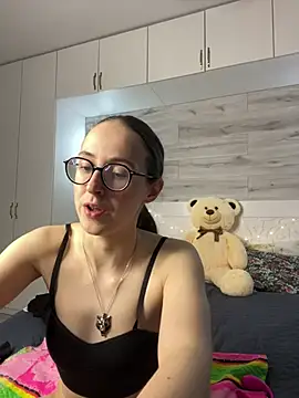 MartiniiSelenna's Live XXX Chat