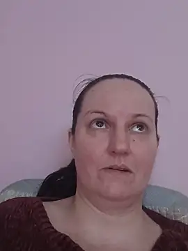 BustyLadyAlma Live XXX-Chat