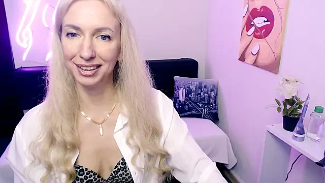 Cute_Smile_Shy live XXX chat