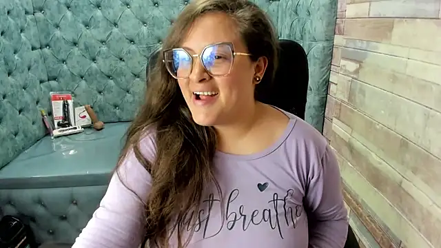 Онлайн чат XXX Sarah_Boobs_