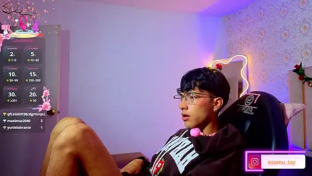 Онлайн чат XXX osamu_tay