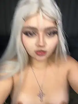 lya_nekko_ élő XXX-chatje