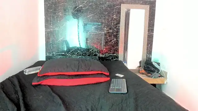 Adrian_Wolf – Naživo XXX chat