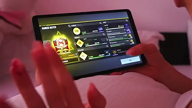 XXX chat uživo modela ivyleague_
