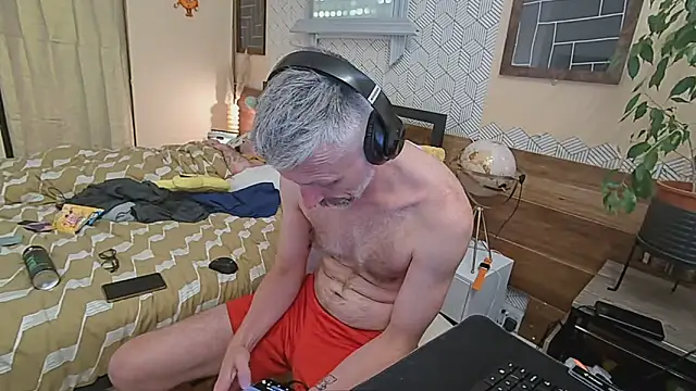 แชท XXX สดของ your-new-hoT-uncle