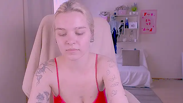 Hot_Blonda's Live XXX Chat