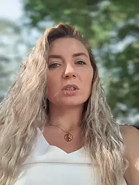 Crazy-Rosa Live XXX-Chat