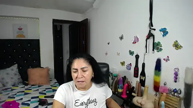 mature_bigboobs10's Live XXX Chat