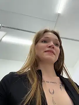 Živý XXX chat StreetSquirt