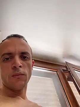 Chat +18 de mr_k222 ao vivo