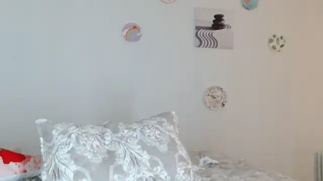Živý XXX chat ConnieSmall24