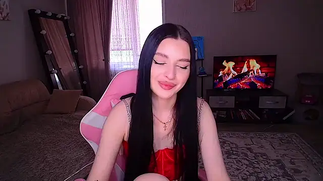yoursLina Chat XXX live