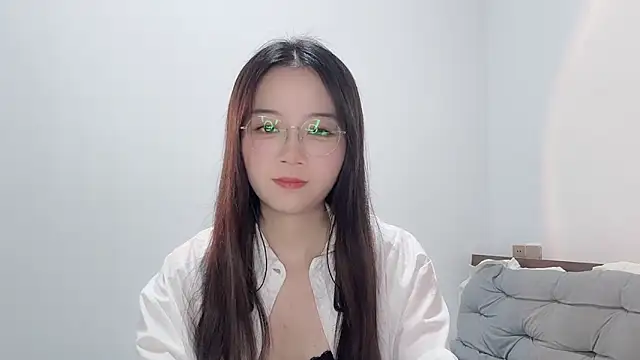 77-Vicky's Live XXX Chat
