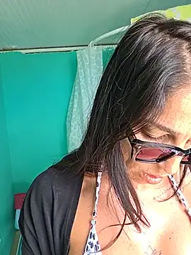 sexy7883's Live XXX Chat