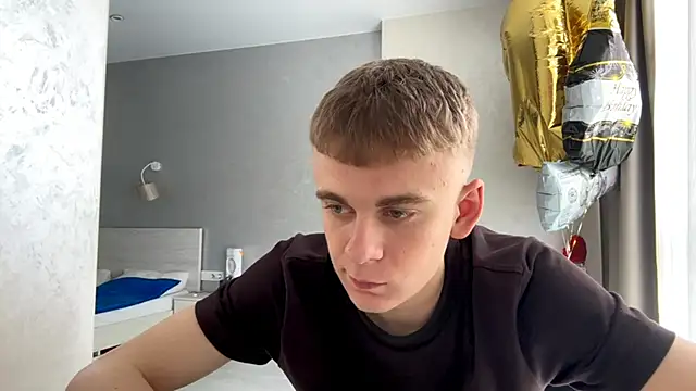 SoloFury webcam show
