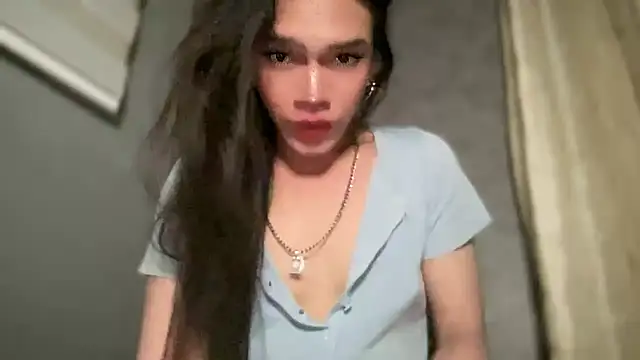 Chat +18 de Queenn_xx ao vivo