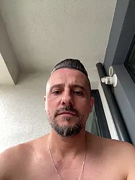 InsaneMattt Adlı Modelin Canlı XXX Sohbeti