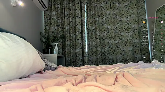 Adeles_vibes – Naživo XXX chat