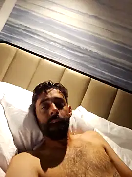 BigDickRickyB69 élő XXX-chatje