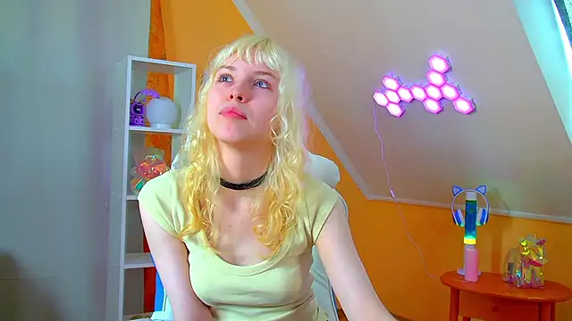 HannahHollis' Live XXX Chat